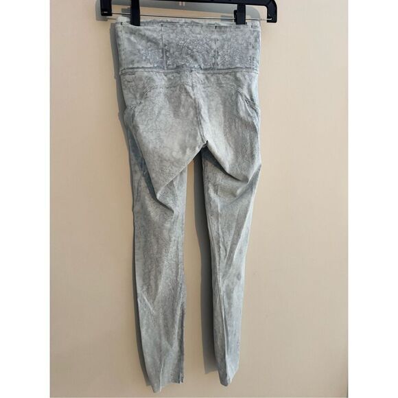 Lululemon Fast Free High Rise Performance Leggings Size 4 Nulux City Grit White - Picture 10 of 12